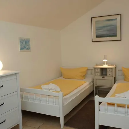 Emanuel Mit Meerblick Villa