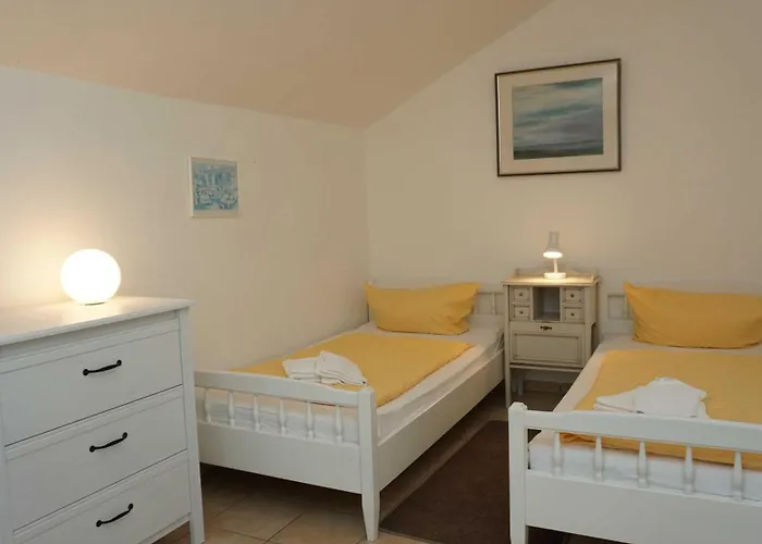 Emanuel Mit Meerblick Villa