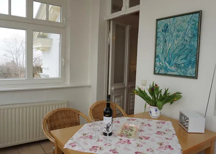 Emanuel Mit Meerblick Villa *